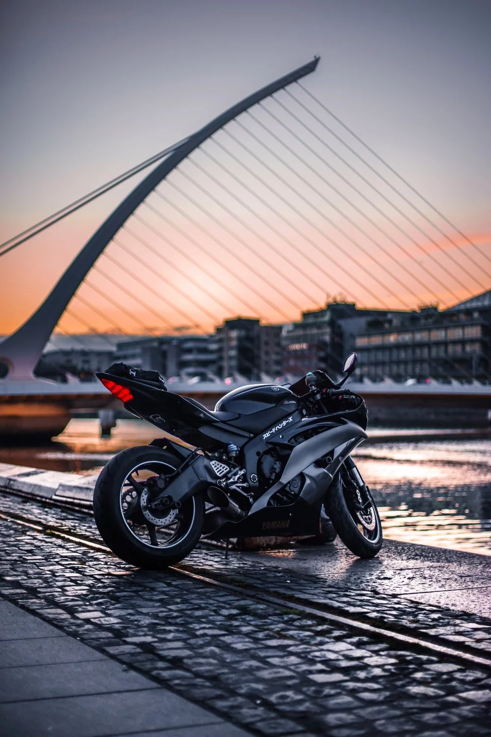 MotorBike